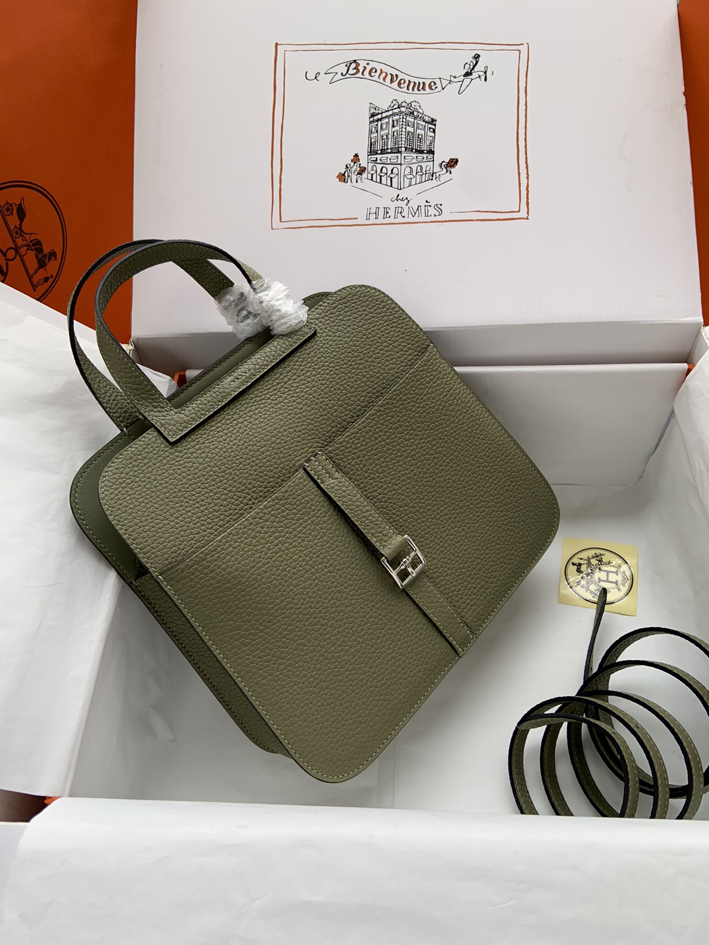 Hermes Halzan 25 Handbag Shoulder Bag In Gris Mouette Clemence Leather